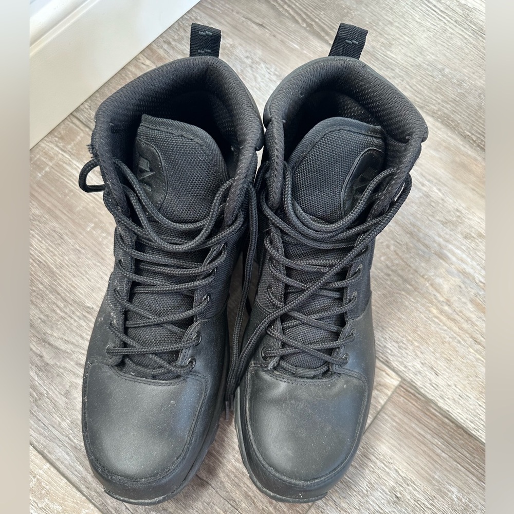 Nike waterproof boots